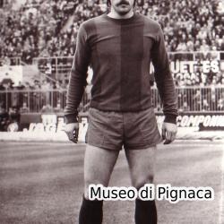 Ezio Bertuzzo - attaccante - al Bologna nel 1975-76