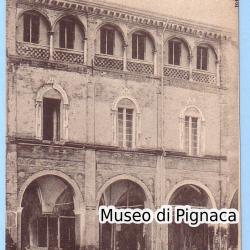 1906 vg da Barisano (Forlì) - Palazzo del Podestà alle cui finestre furono impiccati gli assassini di Girolamo Riario
