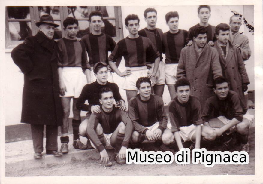1951 (5 febbraio) La squadra giovanile del Bologna al Torneo di Viareggio