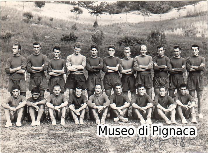 Bologna squadra al completo  - campionato 1957 1958