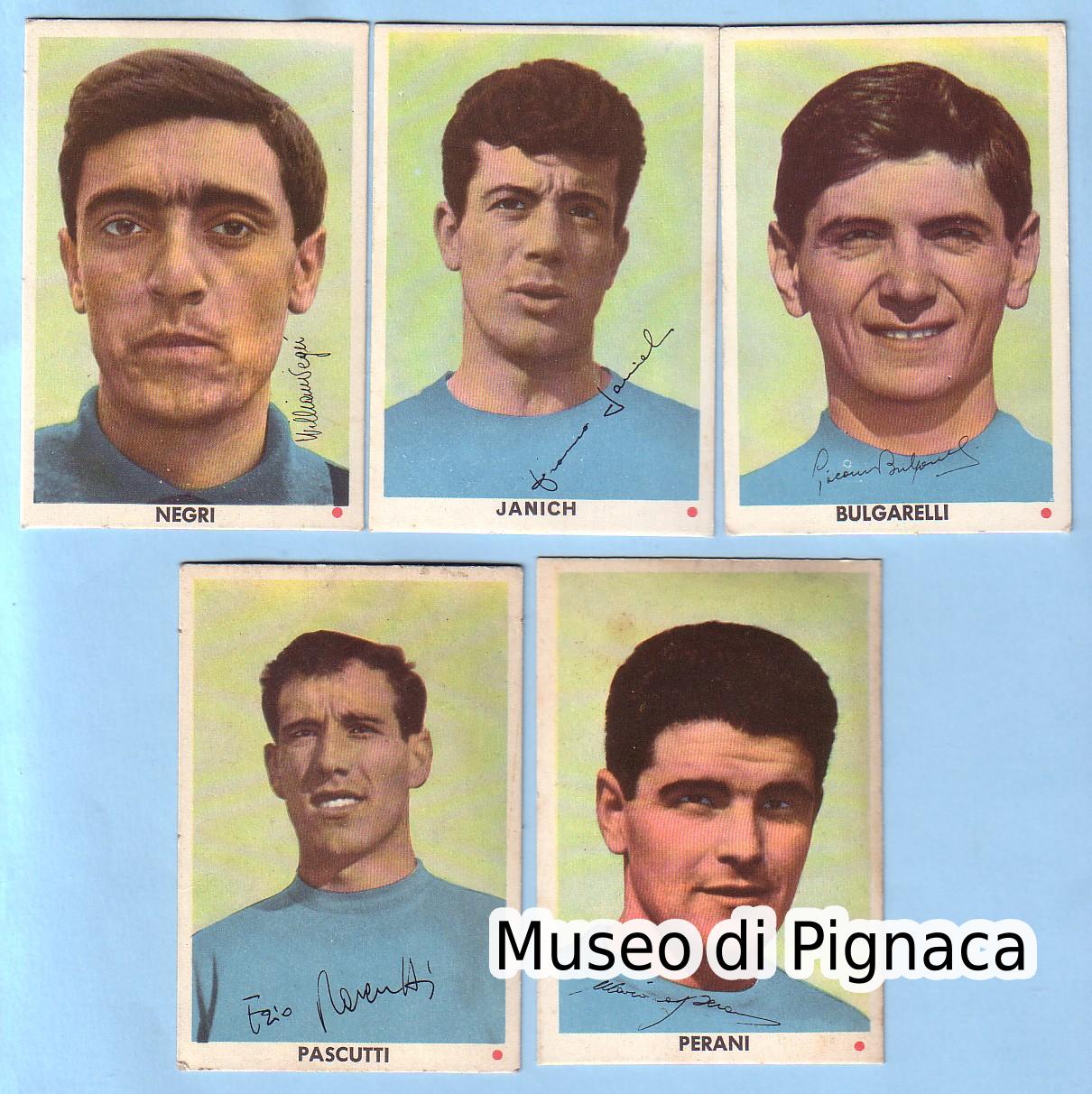 EDI (Edizioni Divulgative Illustrate srl Milano) 1962 figurine cartonate distribuite dalla rivista 'Football'
