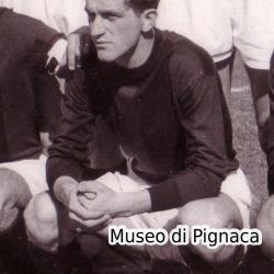 Vincenzo Gasperi - mediano - al Bologna dal 1956 al 1958