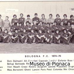 1974-75 Cartolina ufficiale Bologna FC (rosa e staff al completo)