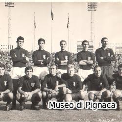 1964-65 Fotografia formazione Bologna (vs Juventus a Torino)