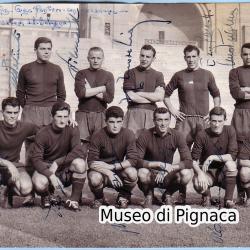1958-59 Fotografia Formazione Bologna FC con autografi