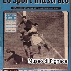 1952 (2 ottobre) Sport Illustrato - Roma vs Bologna (in maglia bianca)