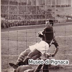 1955 (17 aprile) Sampdoria vs Bologna - Giorcelli e Ballacci su Mari