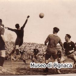 1925 (7 giugno) Terza gara di finale -  Bologna - Genoa a Milano