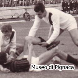 1965 (12 dicembre) - Bologna - Milan 4-1 - fotografia infortunio Bruno Mora