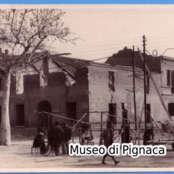 1944 nv - Forlì - Piazza XX Settembre dopo un bombardamento