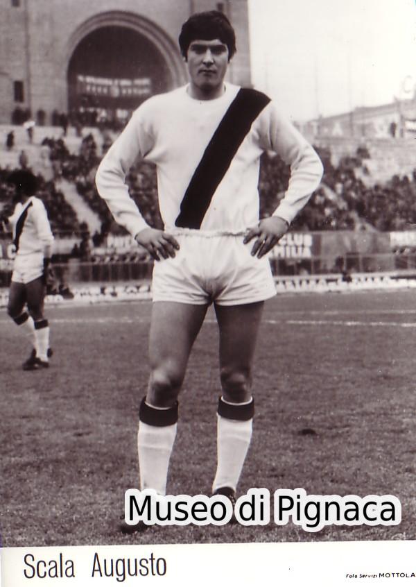 Augusto Scala - mezzala - al Bologna dal 1967 al 1974