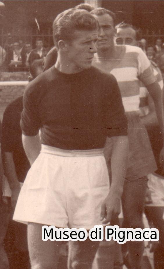 Mario Gritti - mezzala sinistra - al Bologna dal 1946 al 1952