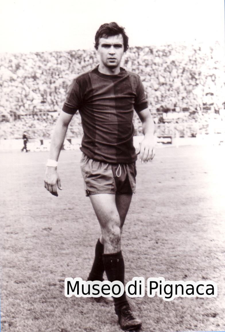 Sandro Vanello - centrocampista - al Bologna dal 1975 al 1978