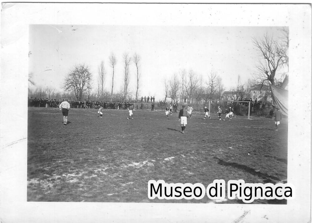 1911 (5 marzo) Campo della Cesoia - fase della partita vs il Vicenza