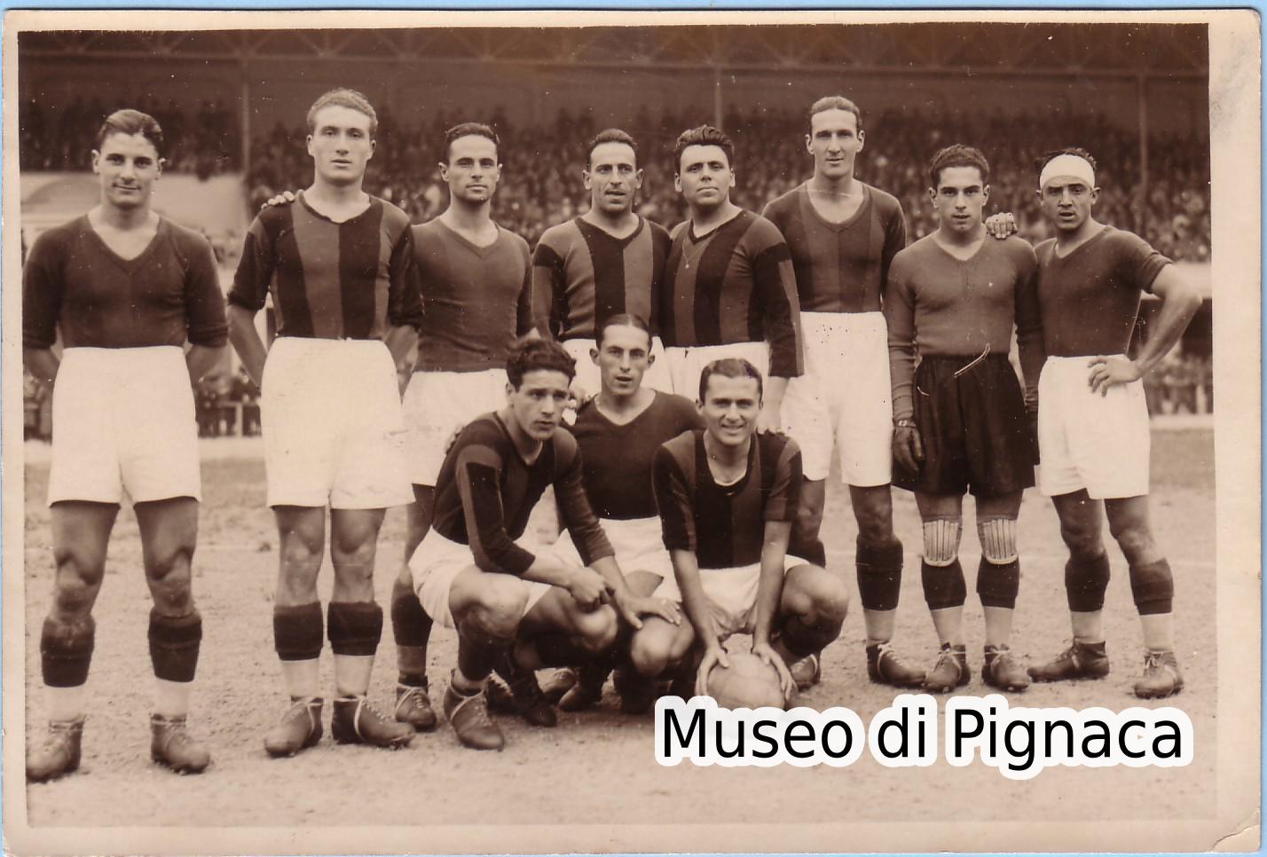 1930-31 (16 novembre) Formazione schierata a Genova (vs il Genoa)