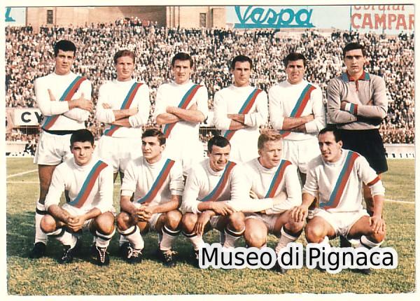 1963-64 Cartolina (editrice sconosciuta) Formazione Bologna FC