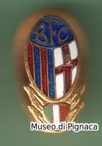 distintivo 1964 con fregi e scudetto (piedino anonimo)