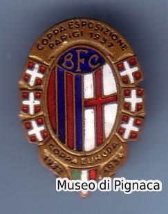 distintivo ufficiale celebrativo scudetto 1964 (versione senza scudetto in alto) produzione Picchiani e Barlacchi Firenze