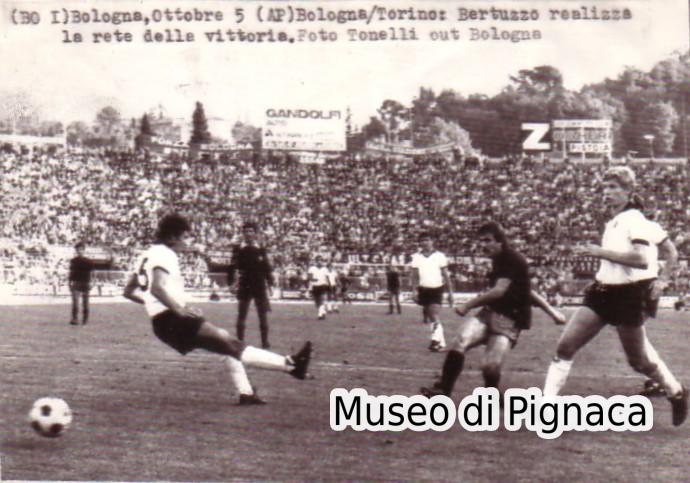 1975 (5 ott) - Bologna vs Torino -  il gol di Ezio Bertuzzo