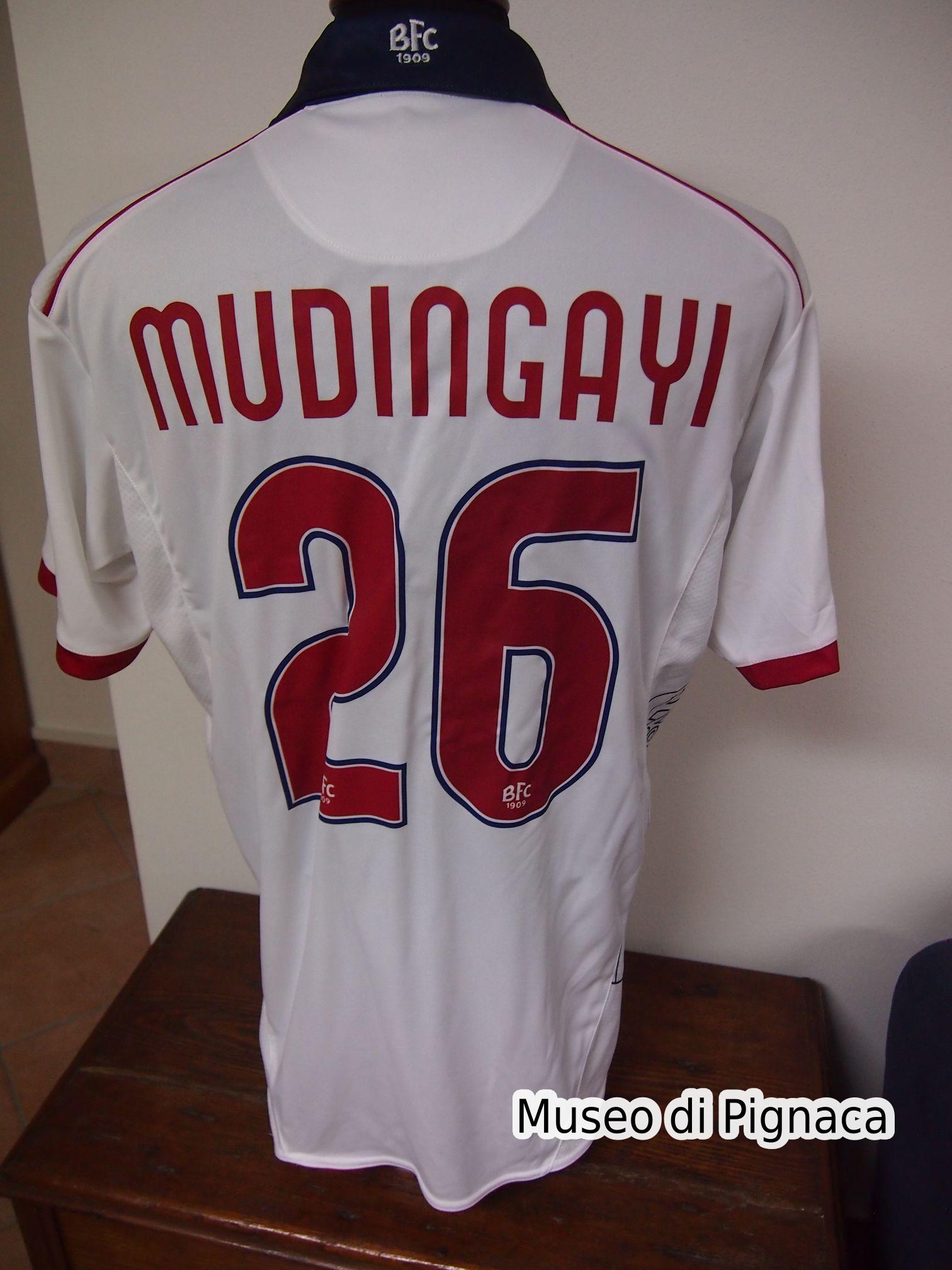 Gaby Mudingayi – Maglia bianca Bologna FC 2010-11 (Retro)