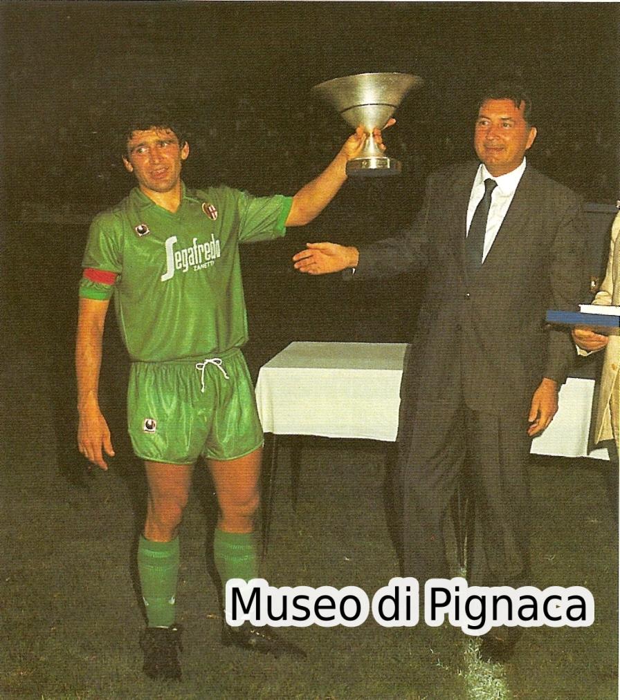 Eraldo Pecci 1988-89 Maglia verde Bologna fc (foto)