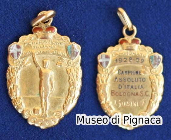 1929 Medaglia d'oro donata a BUSINI III° per la vittoria del campionato (*)