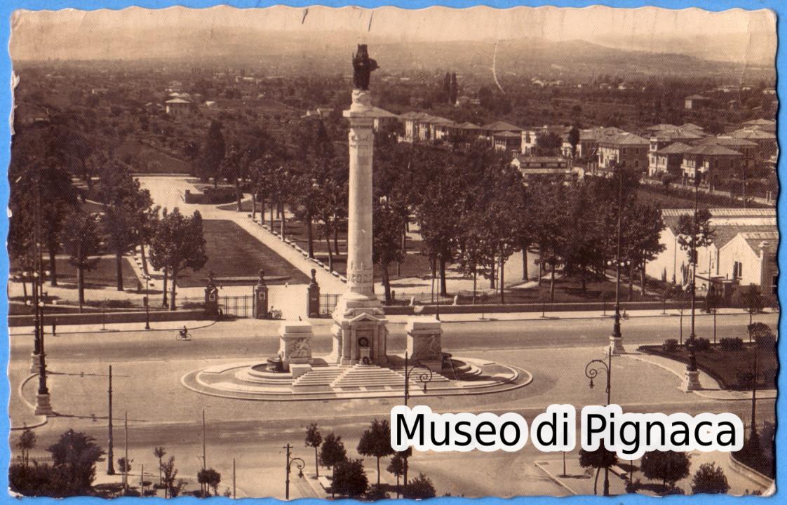 1943 vg - Forlì - Monumento ai caduti di Guerra e della Rivoluzione Fascista