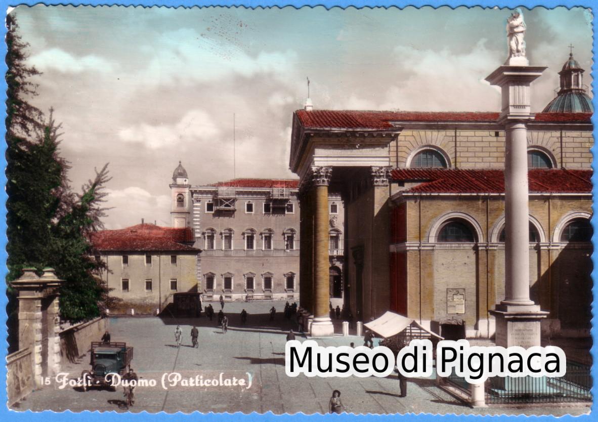 1955 vg da Ronco - Forlì Duomo (particolare) e Stele della Madonna del Fuoco